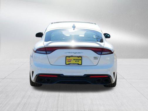 2022 Kia Stinger GT2