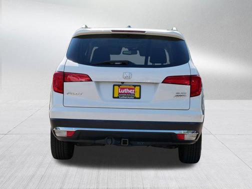 2016 Honda Pilot Elite