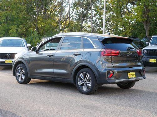 2022 Kia Niro LXS