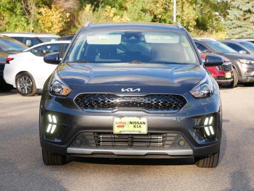 2022 Kia Niro LXS