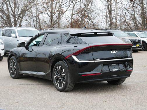 2024 Kia EV6 Wind