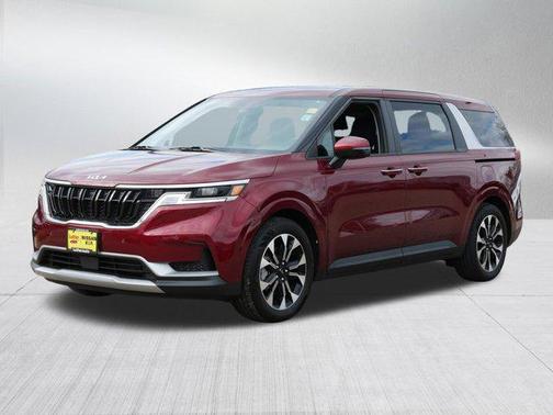 2024 Kia Carnival EX