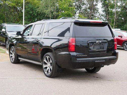 2017 Chevrolet Suburban LT
