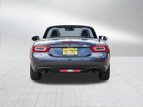 Grigio Moda Meteor Gray 2017 FIAT 124 Spider Base
