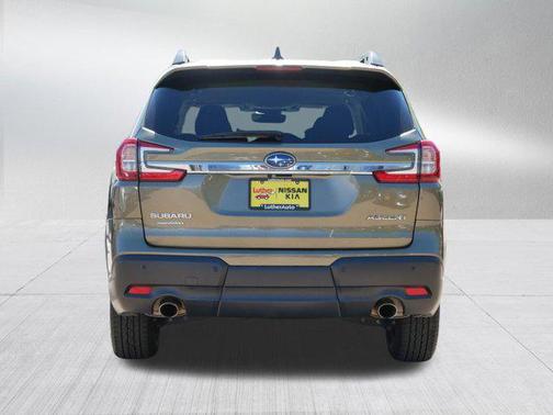 Autumn Green Metallic 2025 Subaru Ascent Premium 7-Passenger