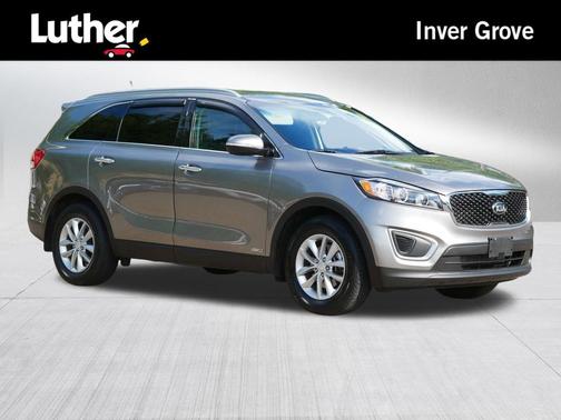 Titanium Silver 2017 Kia Sorento LX