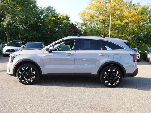 2025 Kia Sorento EX