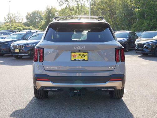 2025 Kia Sorento EX