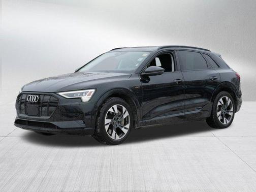 2021 Audi e-tron Premium