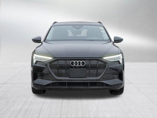 2021 Audi e-tron Premium