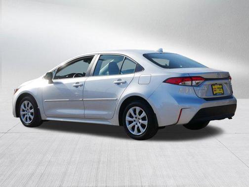 Classic Silver Metallic 2024 Toyota Corolla LE