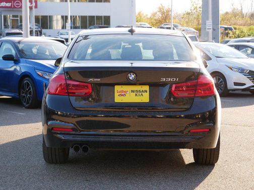 2018 BMW 330 xDrive