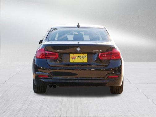 2018 BMW 330 xDrive