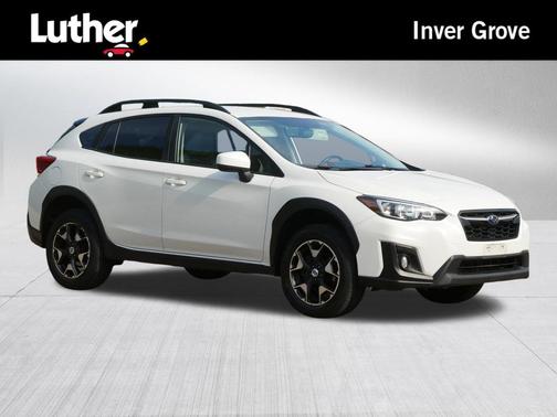 Crystal White Pearl 2018 Subaru Crosstrek 2.0i Premium