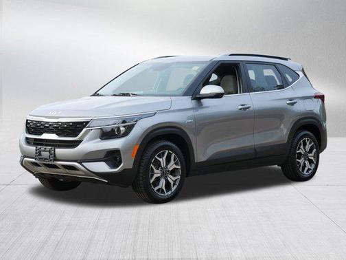 2022 Kia Seltos EX