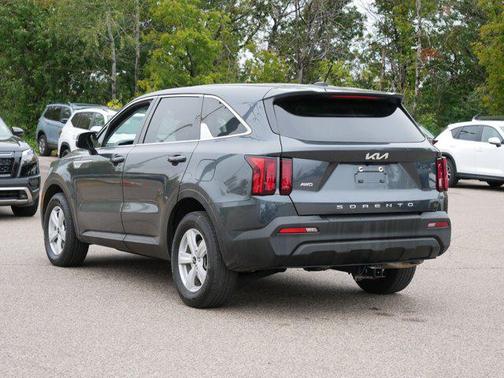 2022 Kia Sorento LX