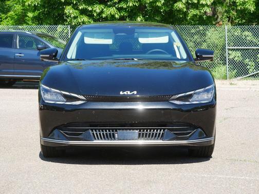 Aurora Black Pearl 2023 Kia EV6 Wind