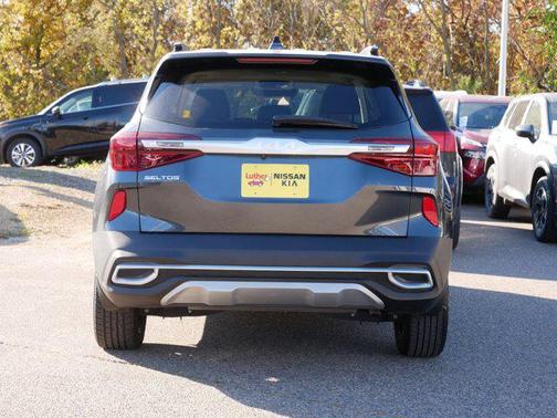 2022 Kia Seltos EX