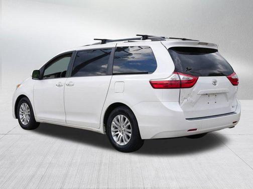 2017 Toyota Sienna Limited Premium