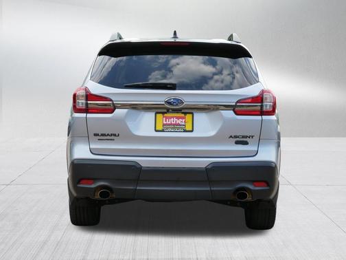 Ice Silver Metallic 2022 Subaru Ascent Onyx Edition 7-Passenger