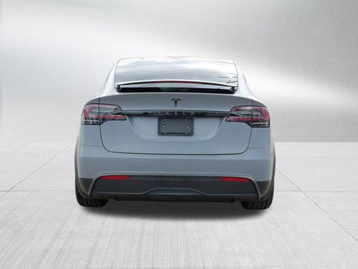 2022 Tesla Model X Dual Motor All-Wheel Drive