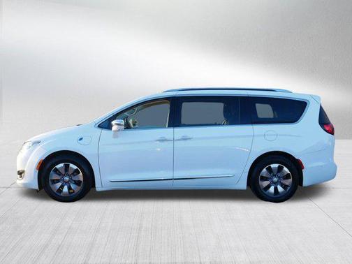 2019 Chrysler Pacifica Hybrid Limited