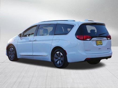 2019 Chrysler Pacifica Hybrid Limited