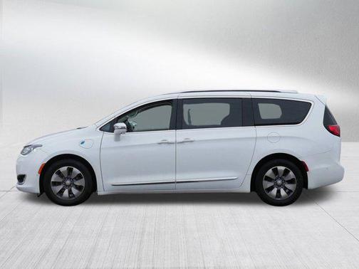 2019 Chrysler Pacifica Hybrid Limited