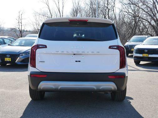 2022 Kia Telluride LX