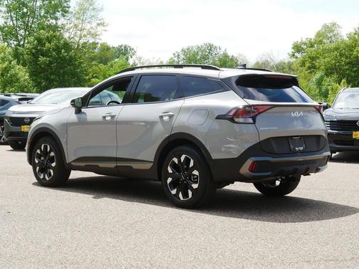Wolf Gray 2024 Kia Sportage X-Line