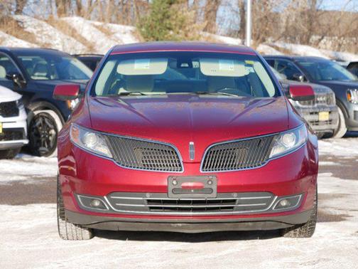 2015 Lincoln MKS Base