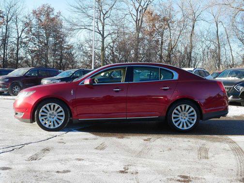 2015 Lincoln MKS Base