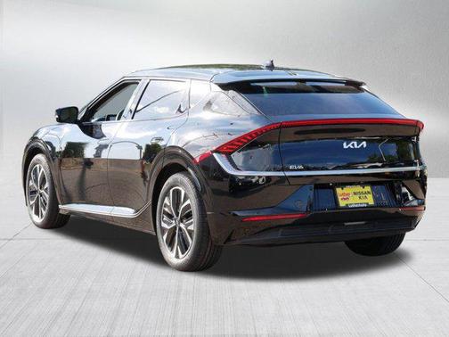 2022 Kia EV6 Wind