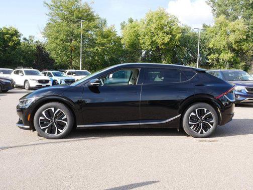 2022 Kia EV6 Wind