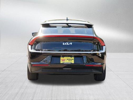 2022 Kia EV6 Wind