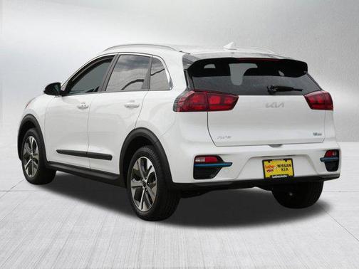 Snow White Pearl 2022 Kia Niro EV EX