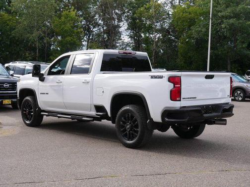 2025 Chevrolet Silverado 3500 LT