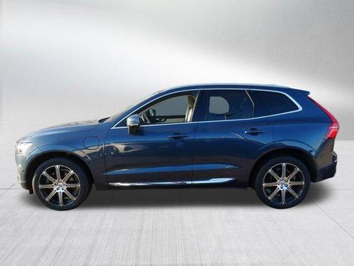 2019 Volvo XC60 Recharge Plug-In Hybrid T8 Inscription