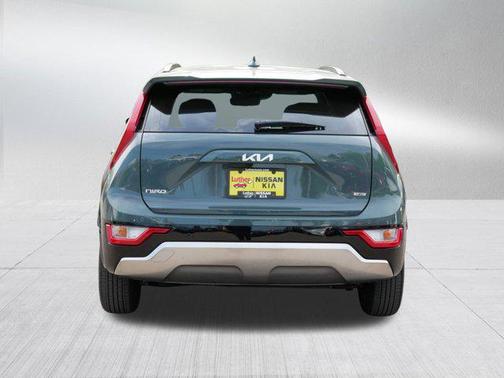 2024 Kia Niro SX