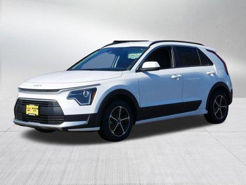 2023 Kia Niro LX