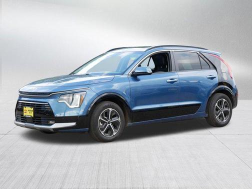2023 Kia Niro SX