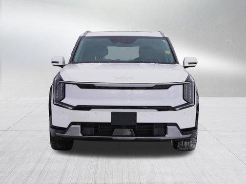 2024 Kia EV9 Land