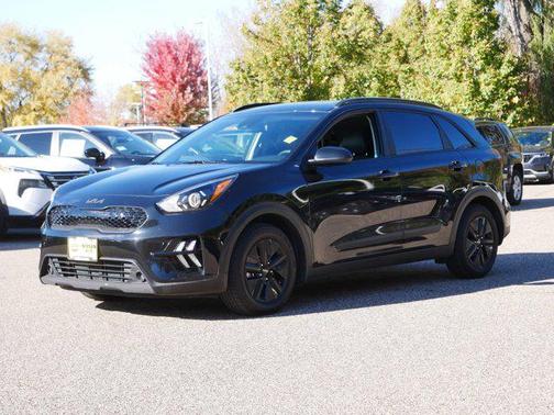 2022 Kia Niro LXS