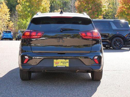2022 Kia Niro LXS