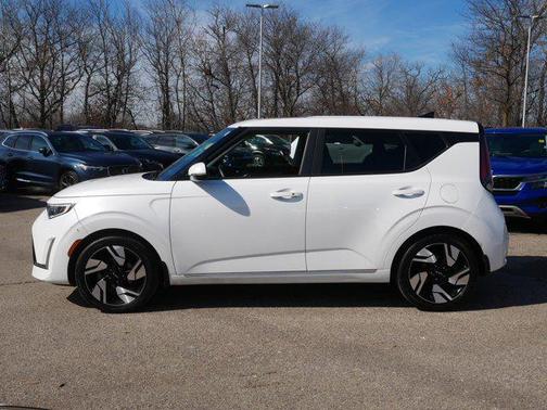 2023 Kia Soul GT-Line