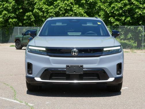 Sonic Gray Pearl 2024 Honda Prologue Touring