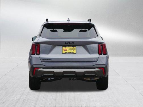 2025 Kia Sorento SX