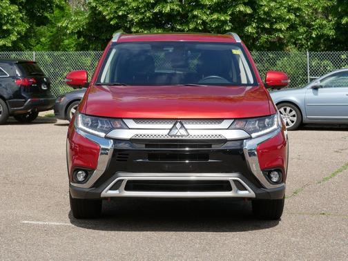 Red Diamond 2020 Mitsubishi Outlander GT
