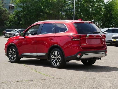 Red Diamond 2020 Mitsubishi Outlander GT
