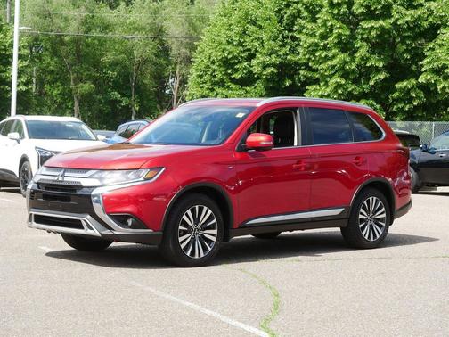 Red Diamond 2020 Mitsubishi Outlander GT